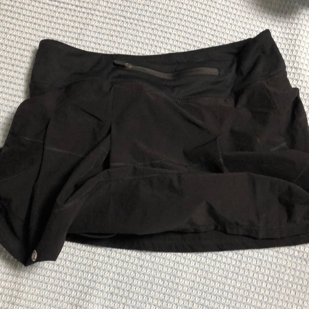 Lulu's Black Skirt